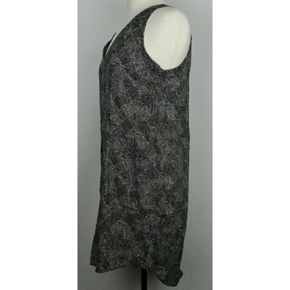 Old Navy sleeveless tank top size M - Picture 2 of 9
